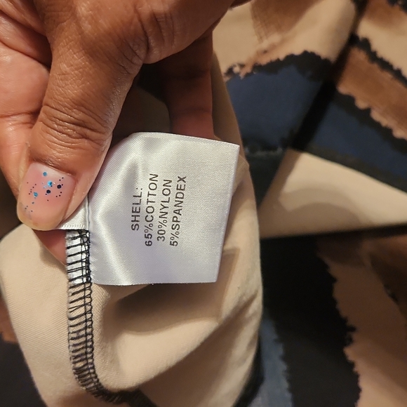 ๐๐ Like new! Rmo & Jul swing dress 3/4 sleeve red, blue, brown, tan size small - Picture 7 of 7